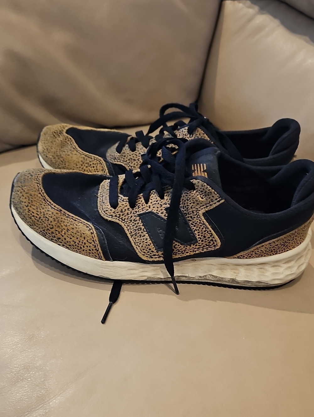 New Balance Men's Black and Tan Patterned Leather-Trim Sneakers